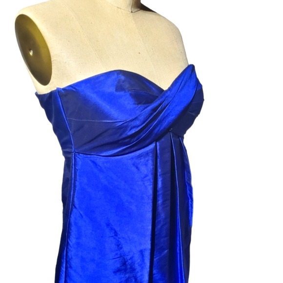 Strapless Party Dress- Blue Size 2 - Picture 5 of 12